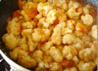 献给爱美的女人--【番茄炒菜花】的做法步骤：2
