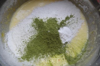 抹茶红豆卷的做法步骤：2