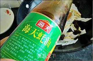 魔芋粉炒腐竹的做法步骤：2