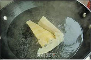 当归老姜鸭肉煲的做法步骤：2