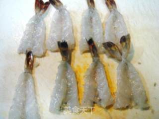 家庭精美菜肴制作“琵琶大虾”的做法步骤：4
