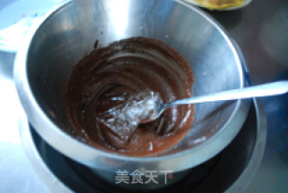 巧克力穆斯杯的做法步骤：2