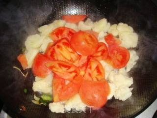 西红柿菜花炒鸡蛋的做法步骤：4