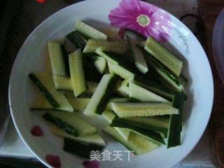 鸡蛋肉丝炒三样的做法步骤：4