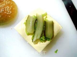 美味Hamburgers“牛肉汉堡包”的做法步骤：5