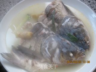 剁椒鱼头的做法步骤：2