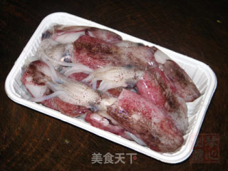 家常椒丝炒鱿鱼的做法步骤：4