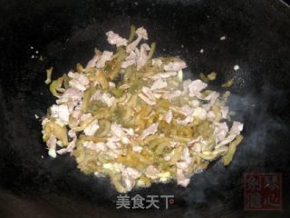 榨菜肉丝的做法步骤：3