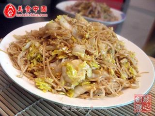 鸡蛋炒米线的做法步骤：4
