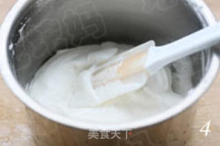 剩蛋白的完美解决方案--红豆蒸糕的做法步骤：2
