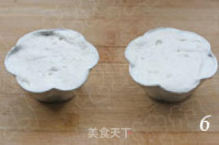 剩蛋白的完美解决方案--红豆蒸糕的做法步骤：2