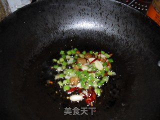 白菜炖冻豆腐的做法步骤：2