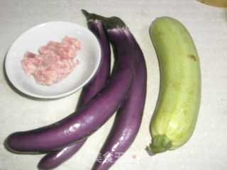【老桃七厨房】茄子煲仔饭的做法步骤：2