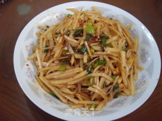 凉拌土豆丝的做法步骤：2