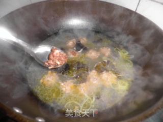 菠菜丸子（白菜丸子）的做法步骤：2