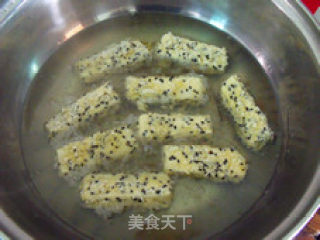 炸金条的做法步骤：3