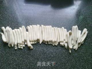 【奶味螺旋银丝卷】的做法步骤：3