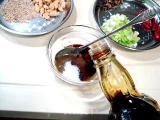 快捷美味“香辣热拌面”的做法步骤：5