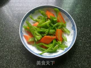 【酸辣魔芋】的做法步骤：2