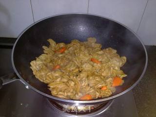 【洋葱炒豆腐卷】的做法步骤：4