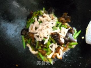 豆角木耳鸡丝的做法步骤：2