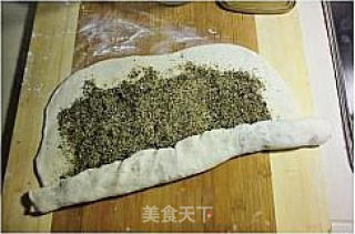 芝麻椒盐烧饼的做法步骤：2