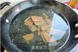 炖红白豆腐的做法步骤：2