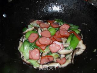 香菇扒油菜——家庭版的做法步骤：2
