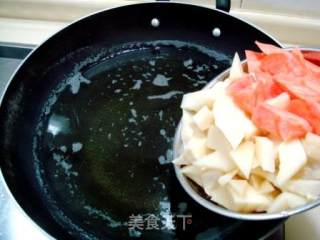味道浓厚香辣的“干烧冬笋”的做法步骤：3