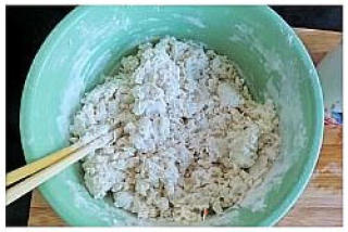 雪菜盒子的做法步骤：2