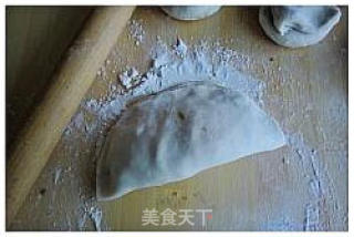 雪菜盒子的做法步骤：2