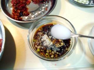 美味儿传统菜“鱼香肉丝”的做法步骤：4
