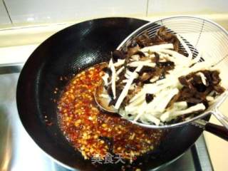 美味儿传统菜“鱼香肉丝”的做法步骤：4