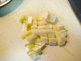 北方传统菜，家庭小炒“焦溜肉段”的做法步骤：4