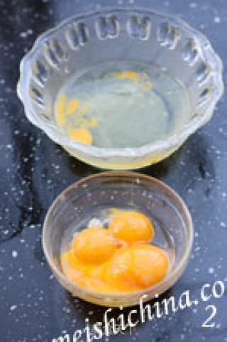 蘑菇番茄鱼丸汤的做法步骤：2