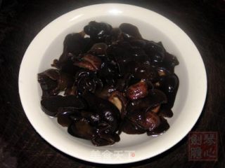 冬菇蒸鸡的做法步骤：3