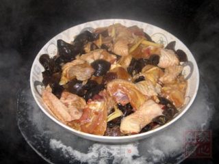 冬菇蒸鸡的做法步骤：3