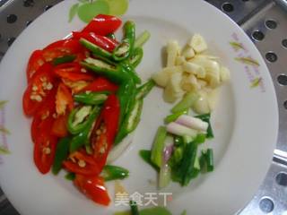西芹炒豆皮的做法步骤：3
