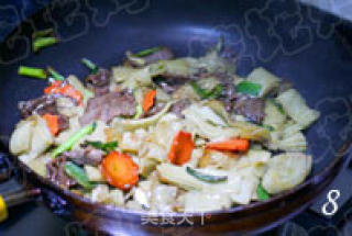 湖北特色风味小吃 牛肉炒豆丝的做法步骤：2