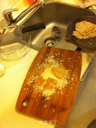 超级好吃的香酥炸鸡排~的做法步骤：2