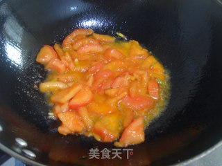 番茄煮年糕的做法步骤：2