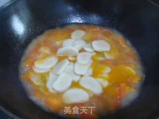 番茄煮年糕的做法步骤：2