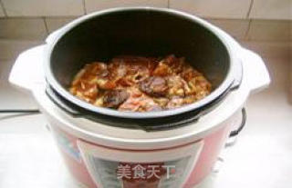 煲仔饭的做法步骤：2