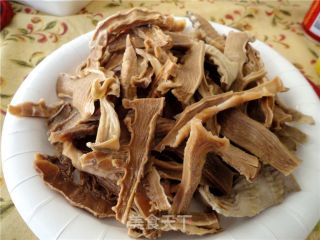 笋干烧肉的做法步骤：2