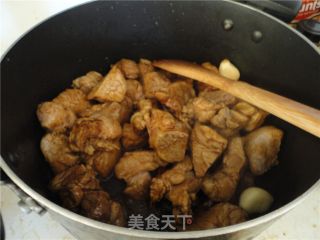 笋干烧肉的做法步骤：2