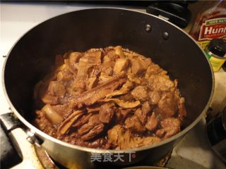 笋干烧肉的做法步骤：2