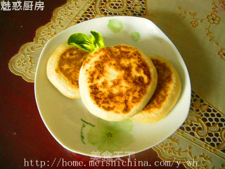 芹菜肉火烧的做法步骤：2