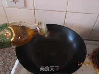 不加调料的包菜炒粉条的做法步骤：2
