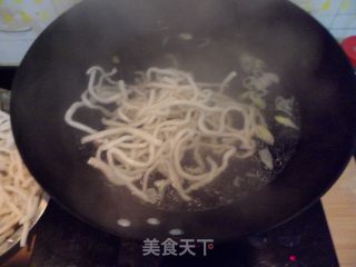 酸辣开胃——酸辣土豆粉的做法步骤：4