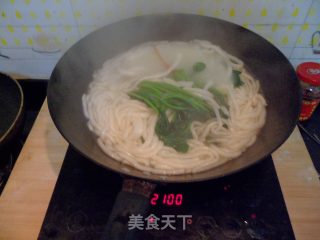 酸辣开胃——酸辣土豆粉的做法步骤：4